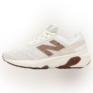 New Balance Fresh Foam X 1400 Athletic Shoes